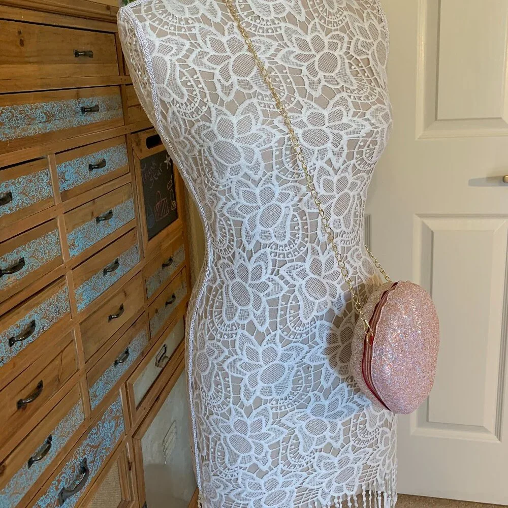 Pink Glitter Shell Crossbody Bag with Gold Chain